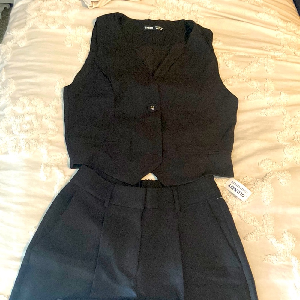 Ladies 2 piece vest and slacks,